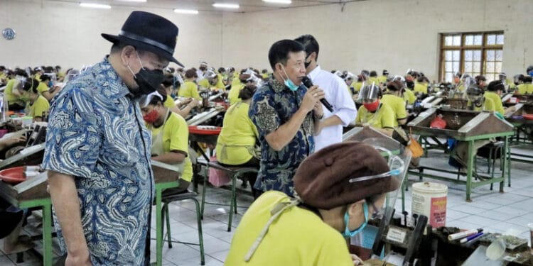 Pengusaha Rokok Keluhkan Tingginya Kenaikan Cukai dan Peredaran Rokok Ilegal