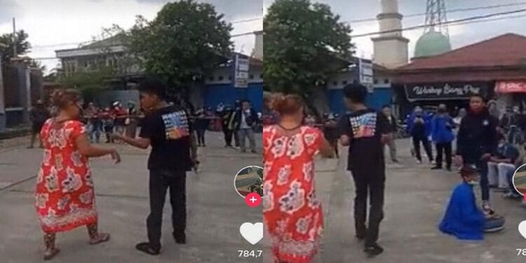 Aksi Emak-emak Berdaster Datangi Anaknya Saat Demo Omnibus Law