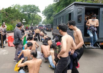 Puluhan Remaja Tanggung Diamankan Polisi Hendak Ikut Aksi Tolak UU Cipta Kerja