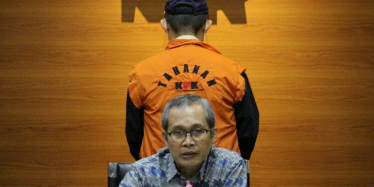 Korupsi DAK, KPK Tahan Walikota Dumai Zuklifli AS di Polres Metro Jaktim