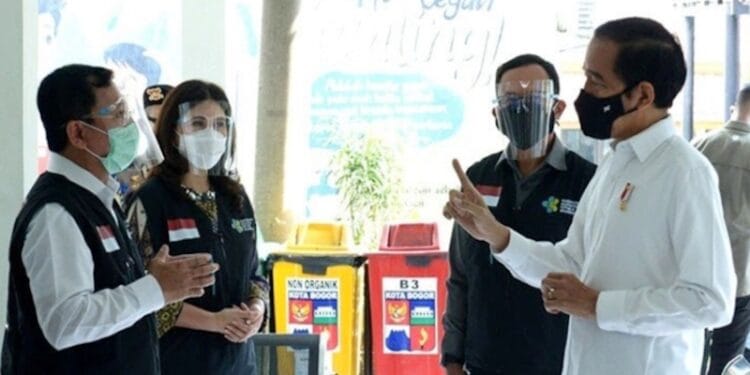 Presiden Didamping Menkes Tinjau Langsung Pelaksanaan Simulasi Vaksinasi Covid-19 di Bogor