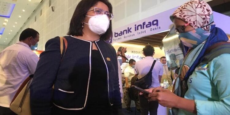 Rombongan Senator Sukai Produk UMKM dan Semarakkan INAPRO Expo 2020 Jatim