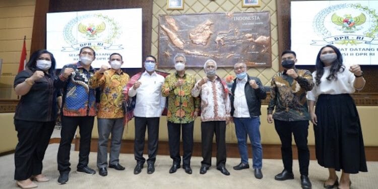 DPR : Pilkada Serentak Tetap Digelar dengan Prokes Ketat