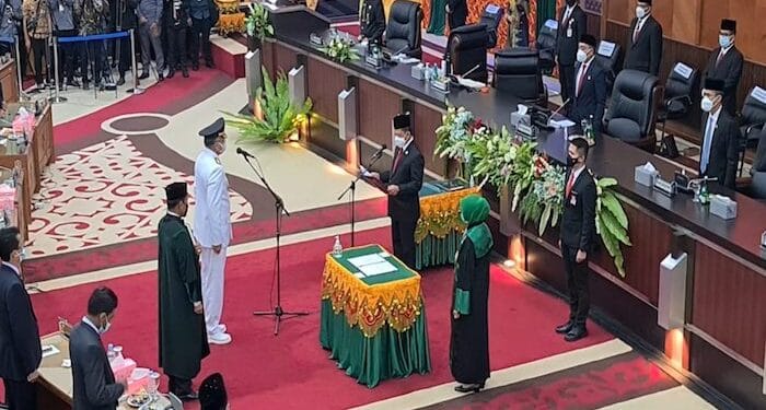 Pesan Tito Dipelantikan Gubernur Aceh Definitif, Nova Iriansyah, Aman dan Kesehatan Sangat Penting