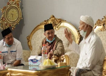 Kuatkan Jaringan ke Tokoh dan Ulama, Anis Matta dan Fahri Hamzah Silahturahmi ke Ulama Kharismatik Madura