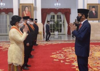 Dianugerahi Bintang Mahaputera, Puan: Memacu Pengabdian untuk Bangsa dan Negara