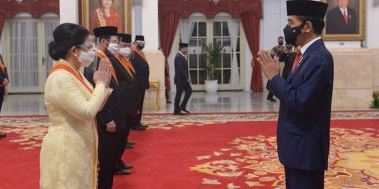 Dianugerahi Bintang Mahaputera, Puan: Memacu Pengabdian untuk Bangsa dan Negara