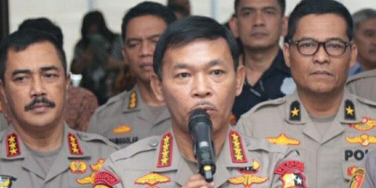Kapolri Ingatkan Masyarakat Hindari Kerumunan Massa