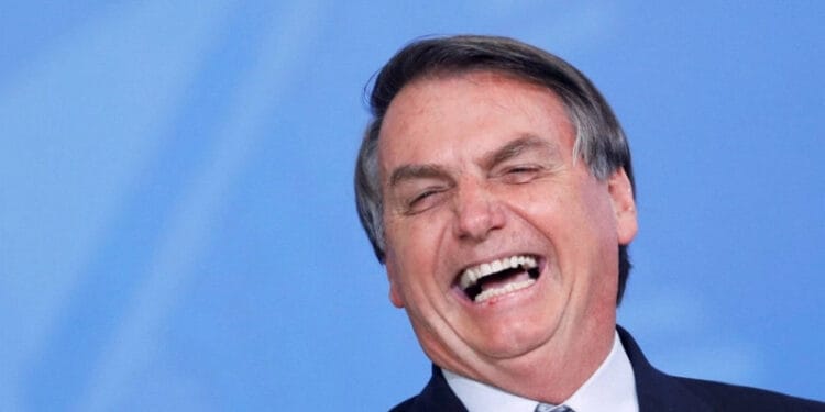 Tolak Divaksin, Bolsonaro: Vaksin Corona Ubah Manusia Jadi ‘Buaya’