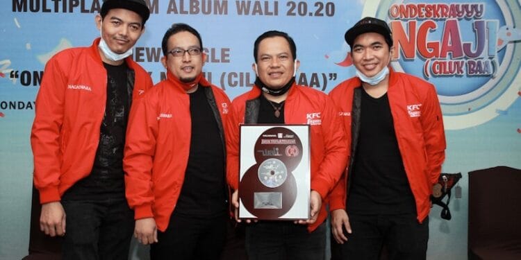 600.000 Copy CD (Wali 20.20) Diganjar Multi Platinum, Ondeskrayyy Ngaji (Ajakan Untuk Ngaji)