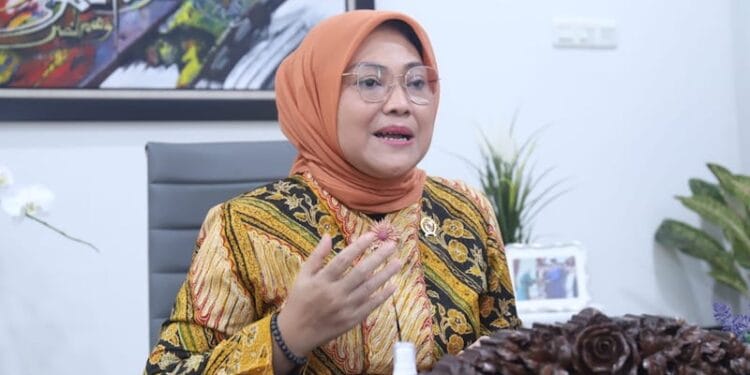 Pandemi, Menaker Ida Fauziyah Lepas 114 PMI ke Jepang