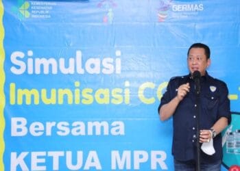 Bamsoet Pantau Simulasi Vaksinasi Covid-19 di Puskesmas Makkasau Makassar