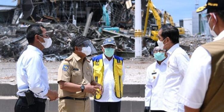 Presiden Jokowi Instruksikan Perbaikan Rumah dan Bangunan Terdampak Gempa Sulbar