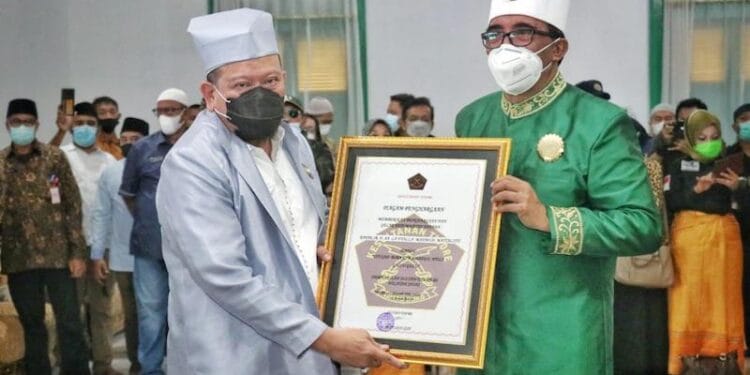 Diberi Gelar Kehormatan, Ketua DPD RI LaNyalla : Kejayaan Tidore Tidak Boleh Dilupakan