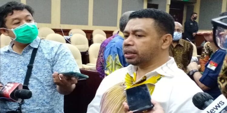 Anggota DPD RI Provinsi Papua Barat Filep Wamafma, Berdayakan Perwira OAP di Skala Nasional