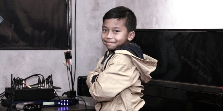 ‘Nyanyian Rindu’ Dimas ‘Bisma’ Krisena Wahyusadewo Buat ‘Ayahku Tersayang’