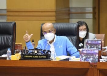 Desmond : Komisi III DPR Hati-Hati Pilih Calon Hakim
