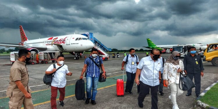 Dukung Kemenhub Bekukan Sejumlah Rute Penerbangan, Ketua DPD RI: Keselamatan Penumpang Lebih Utama