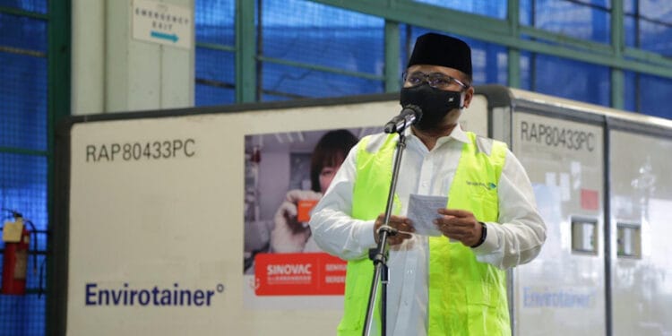 Menag: Halal dan Suci, Jangan Ragu Ikut Vaksinasi Covid-19