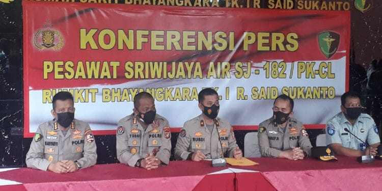 RS Polri Terima 7 Kantong Jenazah Penumpang Sriwijaya AIr SJ 182
