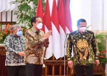 Puncak HPN 2021, Bamsoet Apresiasi Presiden Jokowi Tempatkan Wartawan Penerima Utama Vaksinasi Covid-19