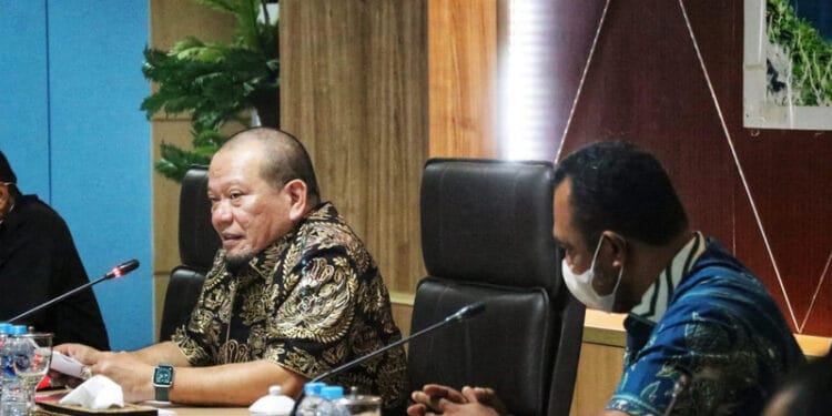 Ketua DPD RI Minta Kearifan Lokal Raja Ampat Tetap Dijaga