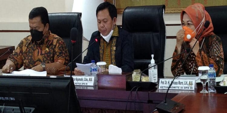 DPD RI: Basis Data Penerima Bantuan Sosial Tahun 2021 Harus Faktual