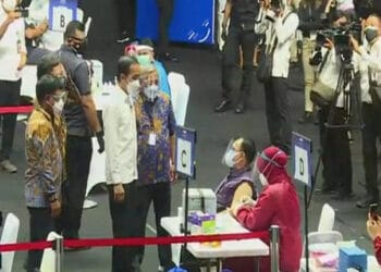 5.512 Wartawan Ikuti Vaksinasi Covid-19 di GBK, Jokowi dan Ketua Dewan Pers Hadir