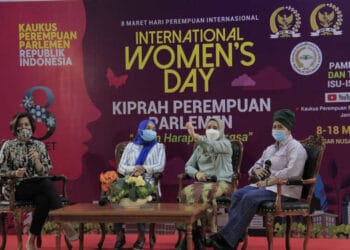 Kaum Perempuan Desak Pemerintah Beri Peran Lebih Jaga Kelestarian Lingkungan