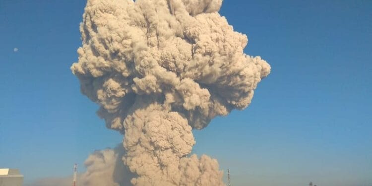 Kembali Erupsi, Gunung Sinabung Luncurkan Awan Panas Sejauh 4.500 Meter