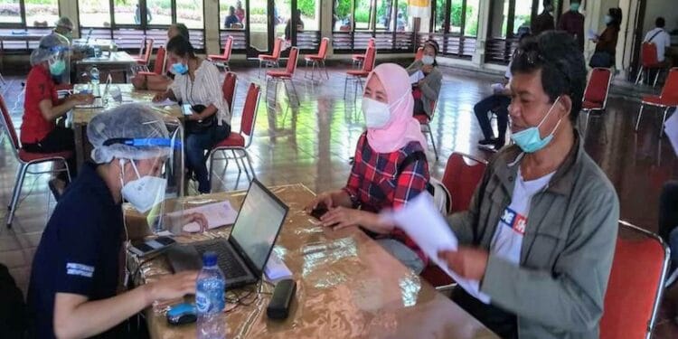 Rentan Terpapar, Pemprov Bali Fasilitasi Ratusan Wartawan Vaksinasi Covid-19