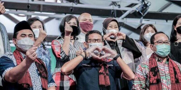 G-CINC Creative Year 2021: Our Roots, Our People, Our Culture : Penting Pengembangan Kreativitas Dari Pelaku Parekraf