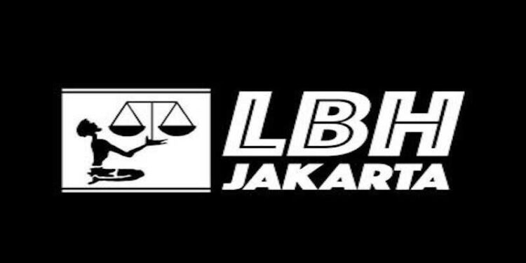 Tuntut Uang Kembali, Nasabah AIA, AXA Mandiri dan Prudential Mengadu ke LBH Jakarta