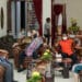 Ketua DPD RI Bicara Bangun Ekonomi Desa dengan Bupati Sumba Barat Daya