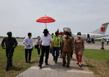 Ketua DPD RI Berharap Konektivitas NTT Makin Lancar dengan Adanya Penerbangan Kupang-Alor