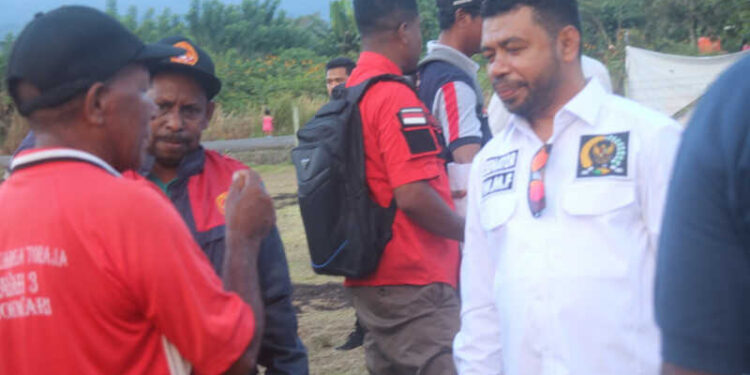 Senator Filep Dukung Aspirasi Masyarakat Adat Suku Sebyar Teluk Bintuni Terkait LNG Tangguh