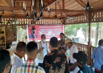 Nono Sampono Ajak Warga Gotong Royong Hadapi Pandemi Covid-19