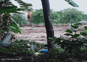 Sebanyak 27 Warga Hilang Akibat Banjir Bandang di Flotim