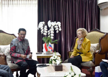 Bertemu Dubes Rusia, Fadel Muhammad Bahas Vaksin Sputnik