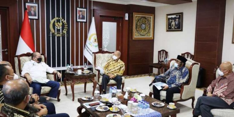 Ketua DPD RI Terima Aspirasi dan Keluhan Masyarakat Jasa Konstruksi