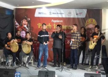 Rafli Kande, Nasir Jamil dan Achmad Fachrodji, Ajak Masyarakat “Puleh Indonesia” dalam Musikalisasi Puisi dan Syair