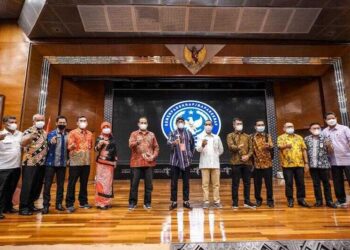 Dukung Pengembangan Wisata Sumatera Barat Berbasis Alam dan Budaya