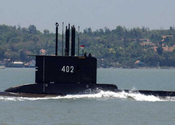 Cari Kapal Selam KRI Nanggala 402, TNI Kerahkan 21 KRI, Panglima TNI Pantau dari KRI Suharso