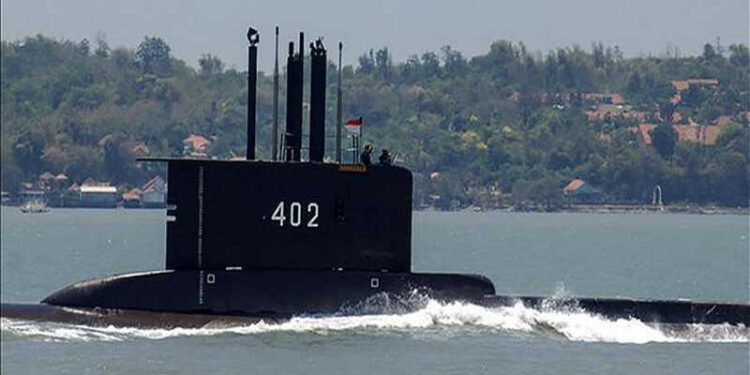 Cari Kapal Selam KRI Nanggala 402, TNI Kerahkan 21 KRI, Panglima TNI Pantau dari KRI Suharso