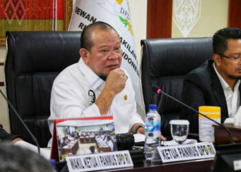 Ketua DPD RI: Masalah Honorer Harus Diselesaikan dengan Klausal Tersendiri