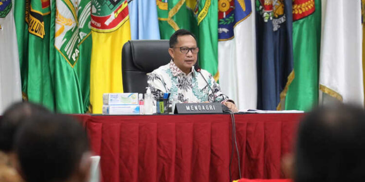 Dukung Investasi, Mendagri Minta Kepala Daerah Inventarisasi Aturan Daerah