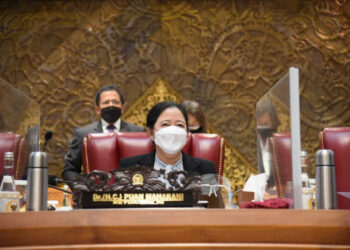 Puan Awali Pidato di Paripurna dengan Ucapan Duka Bencana dan Kecam Terorisme