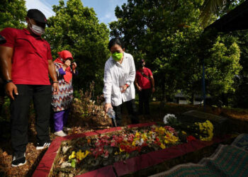 Di Pulau Pisang, Puan Diberi Gelar dan Nama Adat Ratu Mustika Kartadilaga