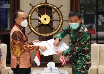Dukcapil Serahkan 53 Akta Kematian Awak KRI Nanggala 402
