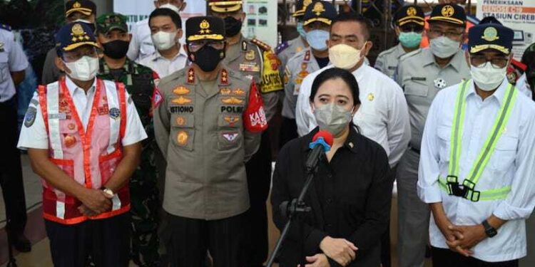 Hari Ini, Puan Bakal Tinjau Larangan Mudik di Tiga Provinsi